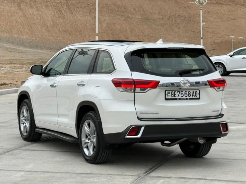 Toyota Highlander 2017 - 480 000 TMT - Aşgabat - img 4