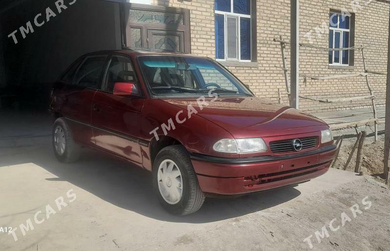 Opel Astra 1993 - 30 000 TMT - Дашогуз - img 3