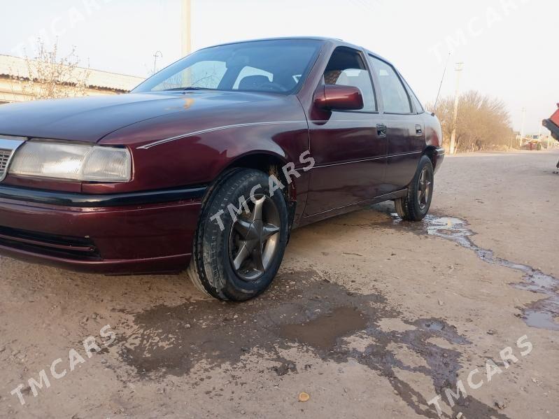 Opel Vectra 1990 - 26 000 TMT - Sakar - img 6