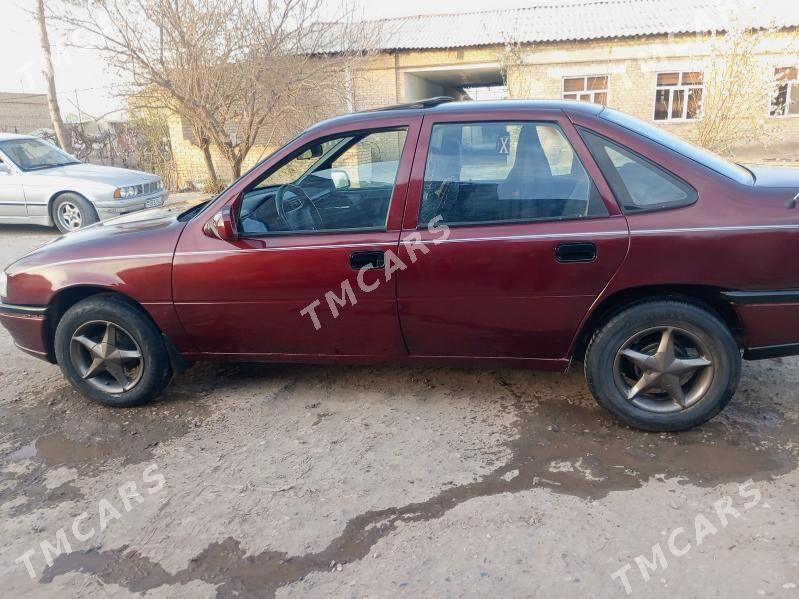 Opel Vectra 1990 - 26 000 TMT - Сакар - img 8