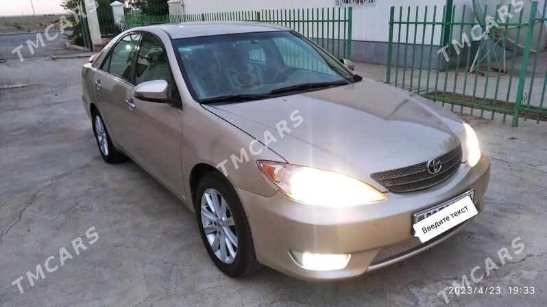 Toyota Camry 2005 - 150 000 TMT - Ак-Бугдайский этрап - img 7