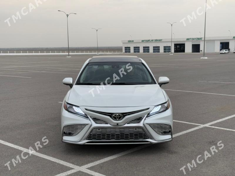 Toyota Camry 2022 - 455 000 TMT - Ашхабад - img 4