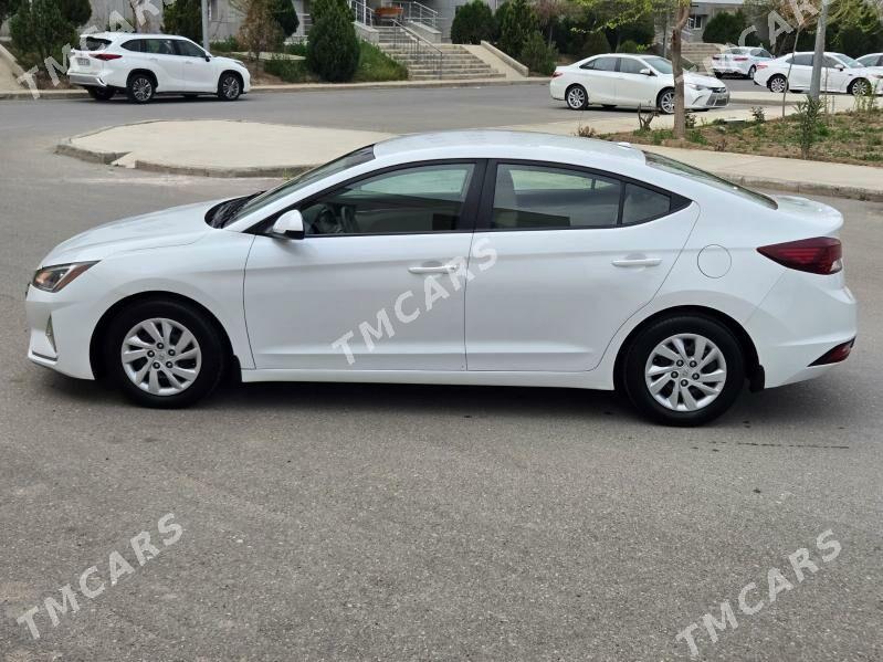 Hyundai Elantra 2019 - 185 000 TMT - Гуртли - img 4