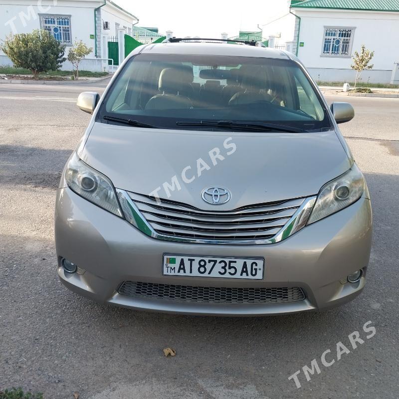 Toyota Sienna 2016 - 310 000 TMT - Гаудан "В" - img 5