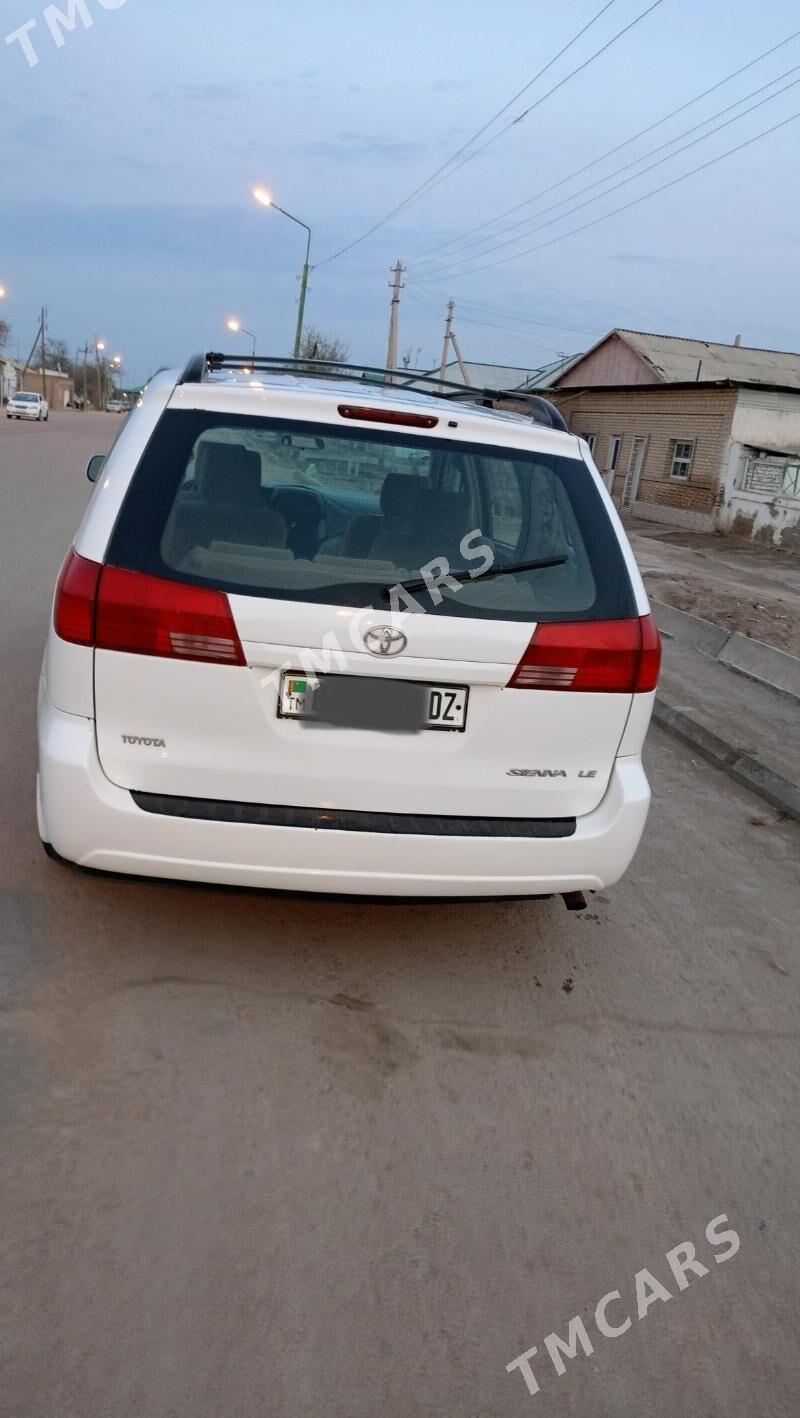 Toyota Sienna 2004 - 175 000 TMT - Şabat etr. - img 2