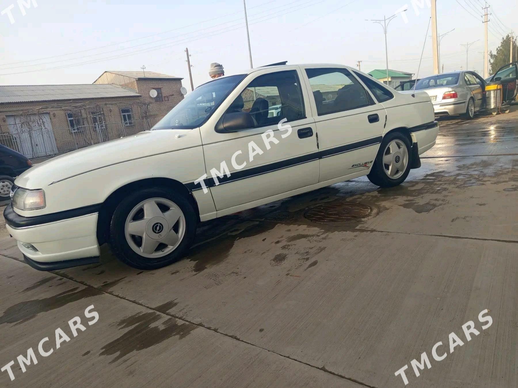 Opel Vectra 1995 - 48 000 TMT - Фарап - img 3