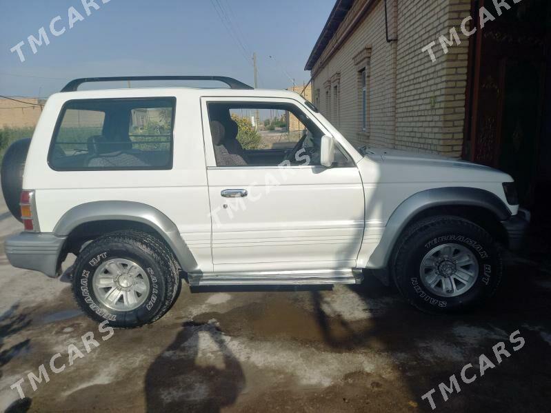 Mitsubishi Pajero 1992 - 70 000 TMT - Туркменабат - img 3