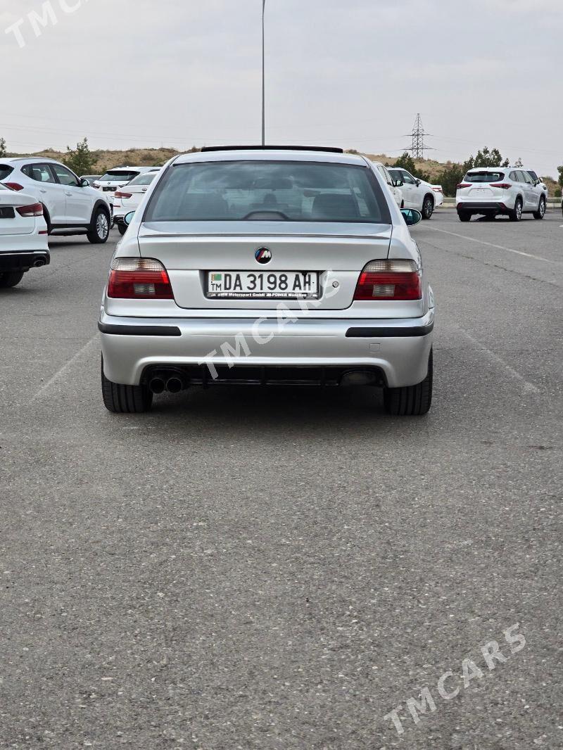 BMW E39 2002 - 140 000 TMT - Aşgabat - img 2