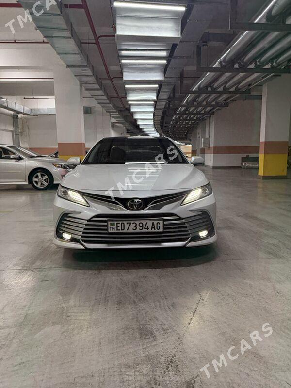 Toyota Camry 2023 - 650 000 TMT - Aşgabat - img 5