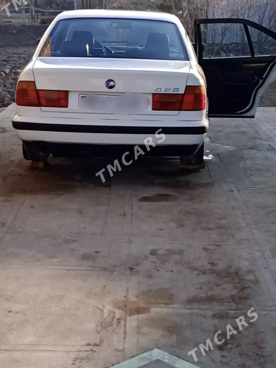 BMW 525 1990 - 53 000 TMT - Дянев - img 3