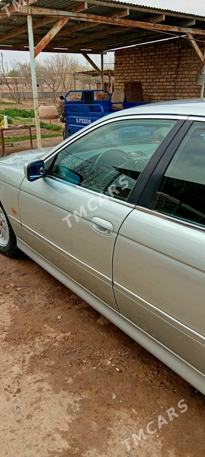 BMW 530 2001 - 90 000 TMT - Babadaýhan - img 3