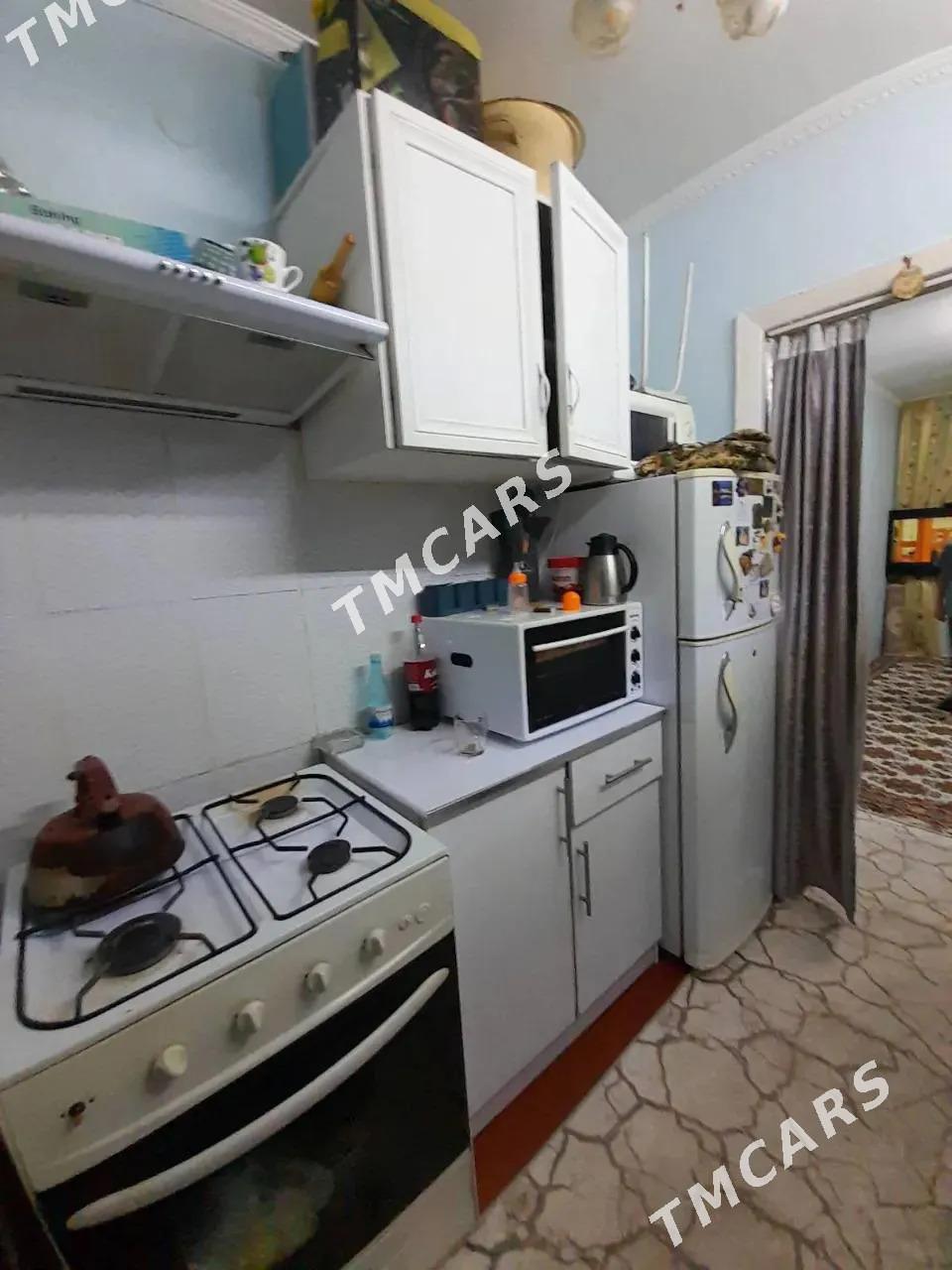 30 mik 3/3 1 kom gastinka - Ашхабад - img 1