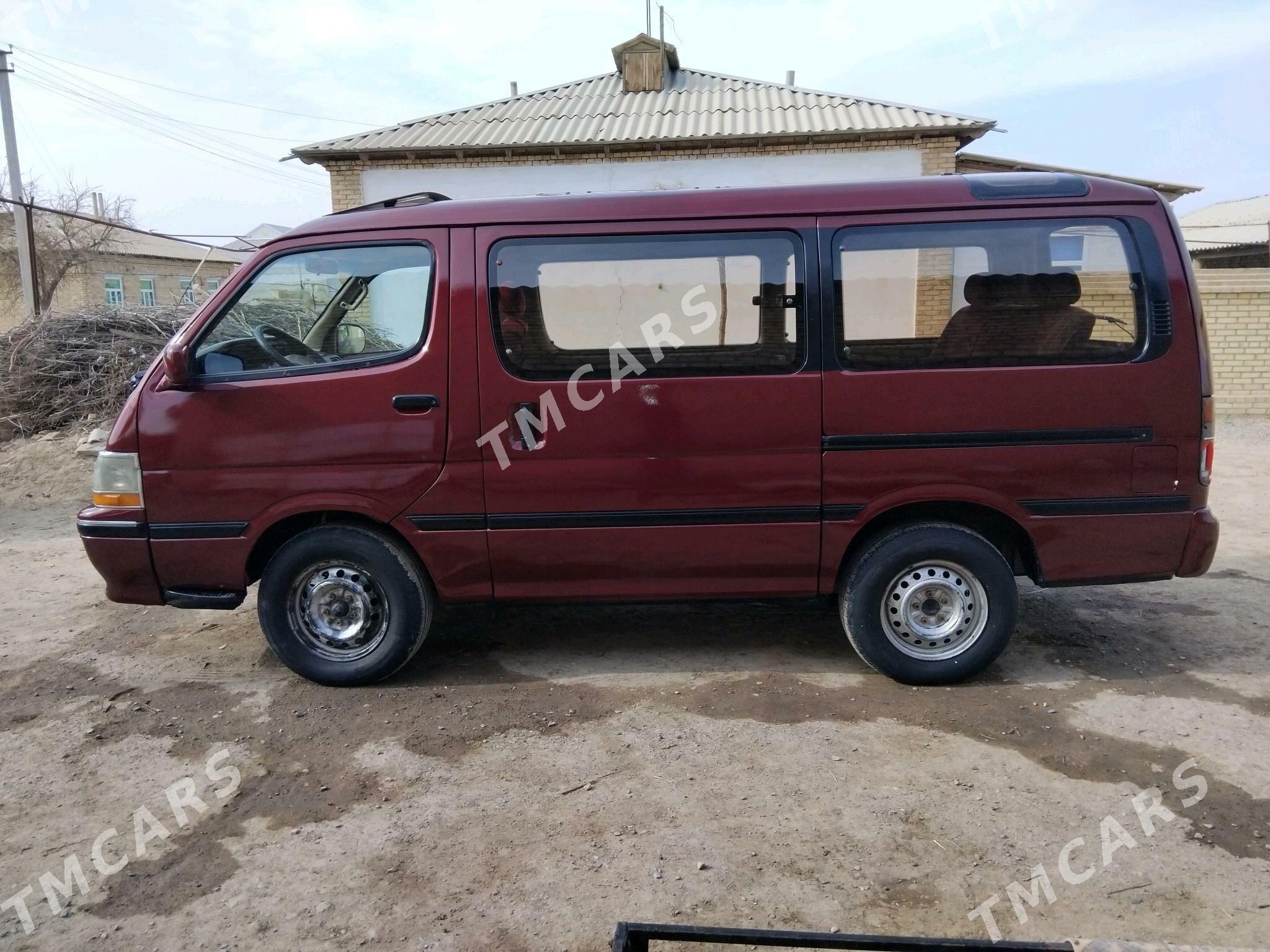 Toyota Hiace 1992 - 58 000 TMT - Mary - img 2