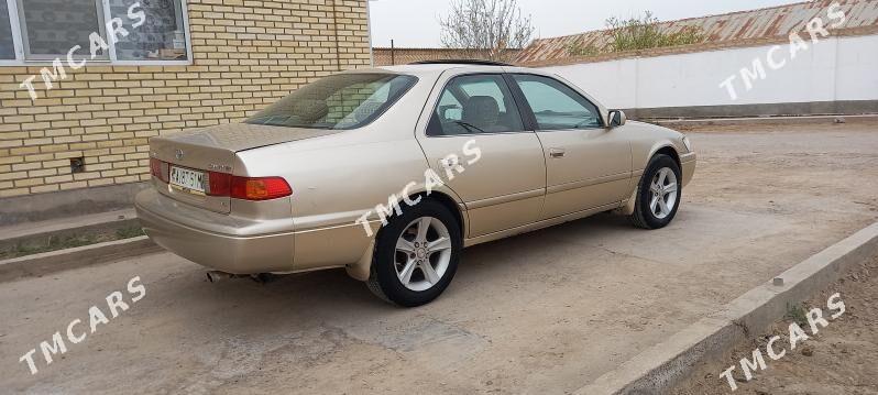 Toyota Camry 1999 - 126 000 TMT - Байрамали - img 5