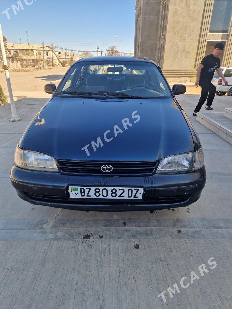 Toyota Carina 1994 - 75 000 TMT - Акдепе - img 2