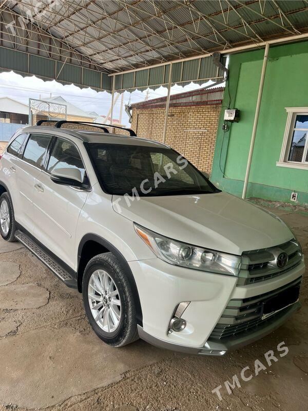 Toyota Highlander 2019 - 400 000 TMT - Мары - img 2