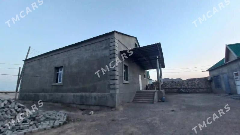 satlyk jaý - Туркменбаши - img 2