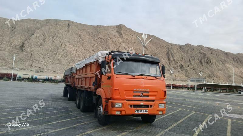 Kamaz 6520 2011 - 460 000 TMT - Теджен - img 5