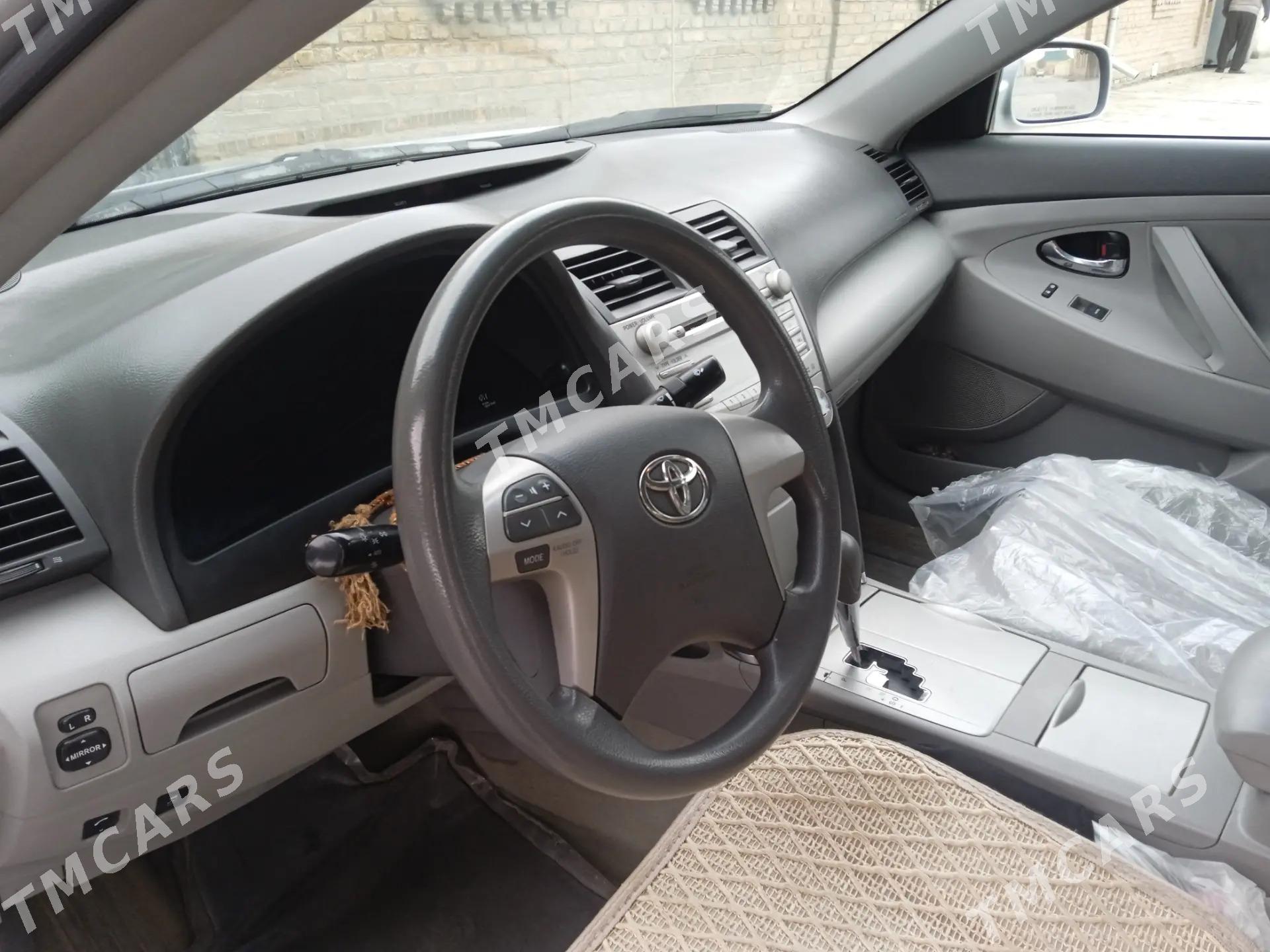 Toyota Camry 2011 - 220 000 TMT - Sakar - img 4