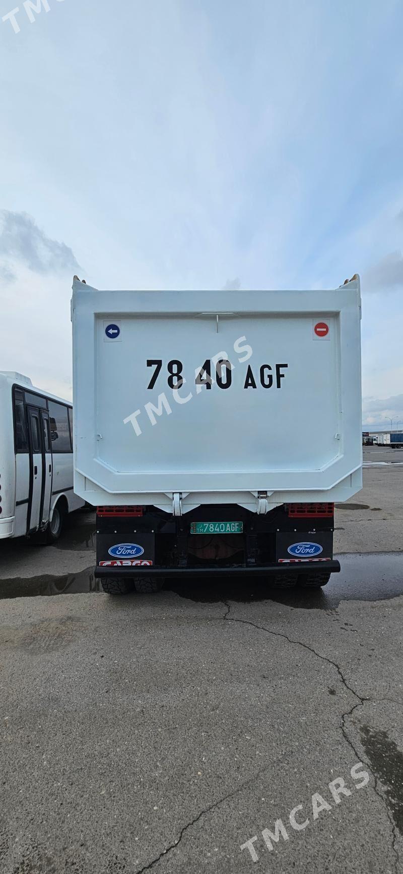 Ford Cargo 3536M 2015 - 725 000 TMT - Ашхабад - img 4