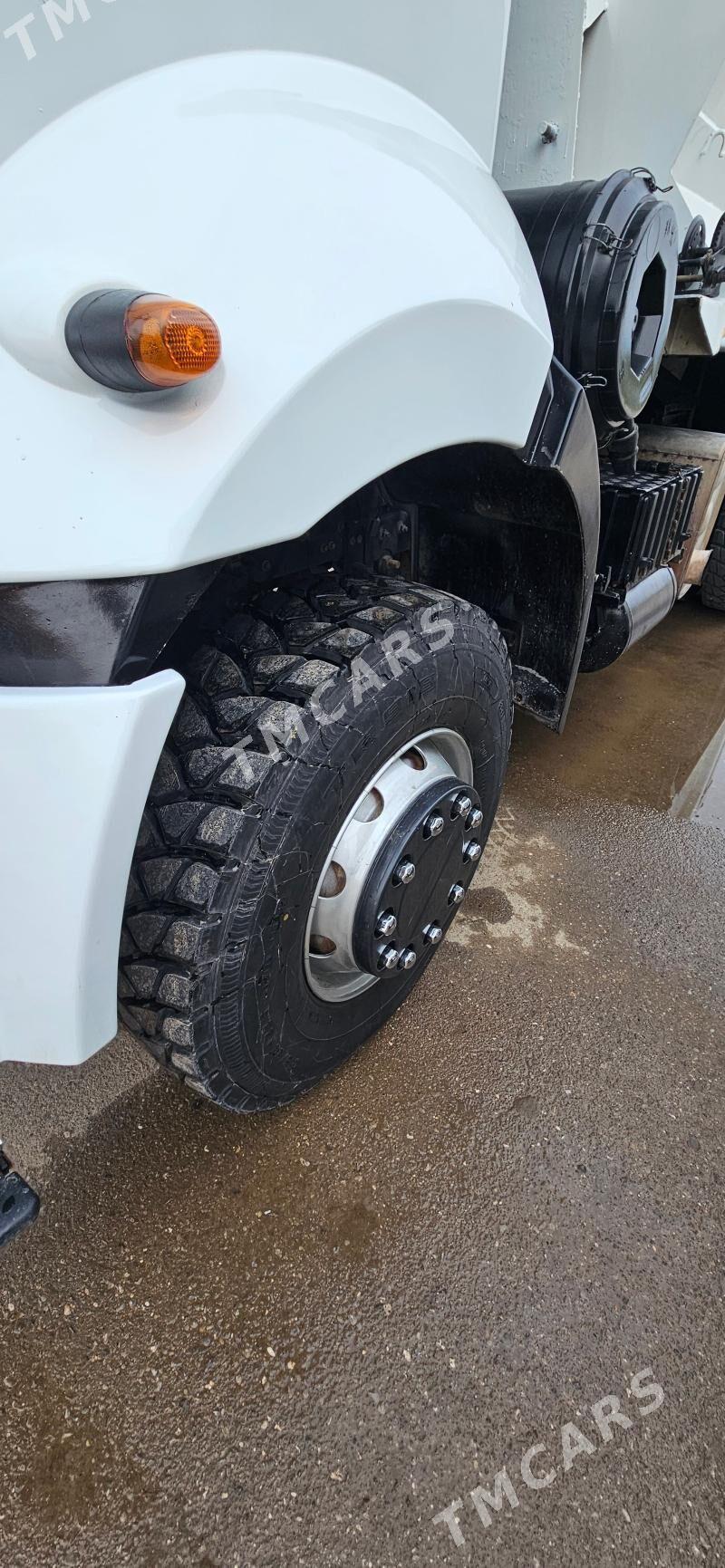 Ford Cargo 3536M 2015 - 725 000 TMT - Ашхабад - img 5
