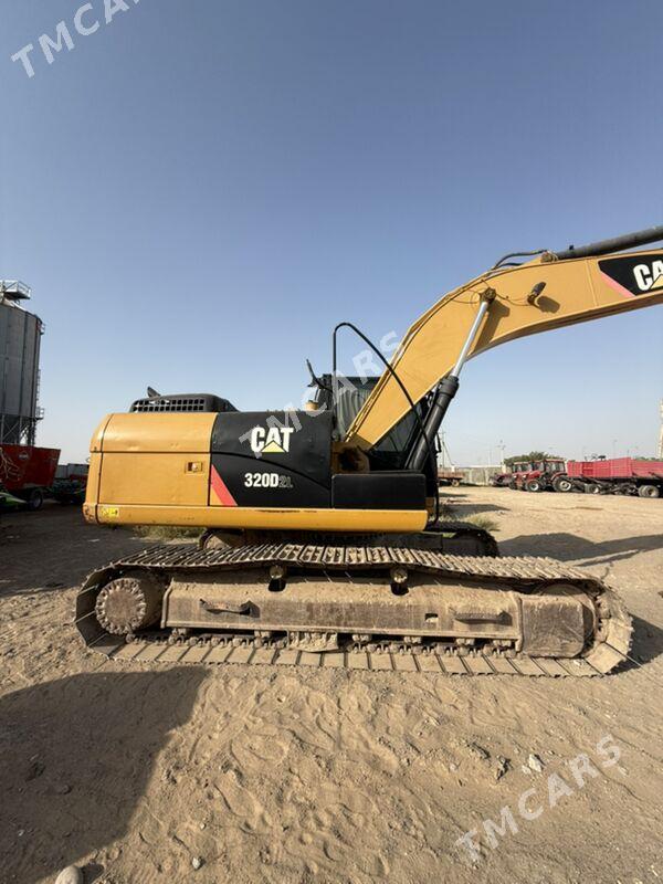 Caterpillar Excavator 2014 - 1 100 000 TMT - Ашхабад - img 4