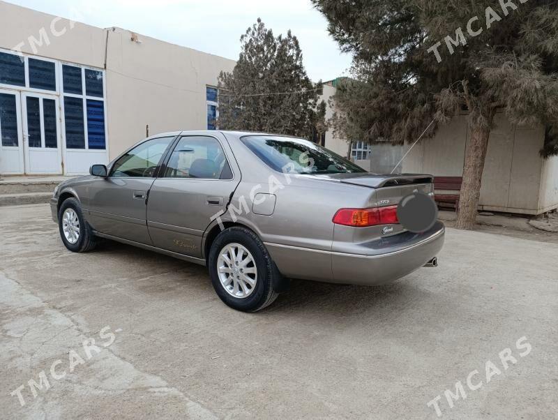 Toyota Camry 2000 - 130 000 TMT - Магданлы - img 3