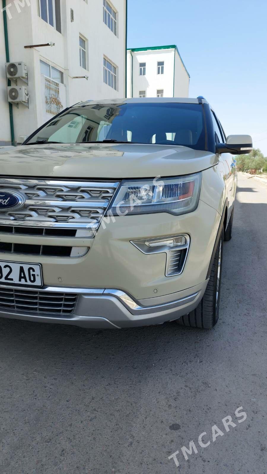 Ford Explorer 2019 - 300 000 TMT - Daşoguz - img 6