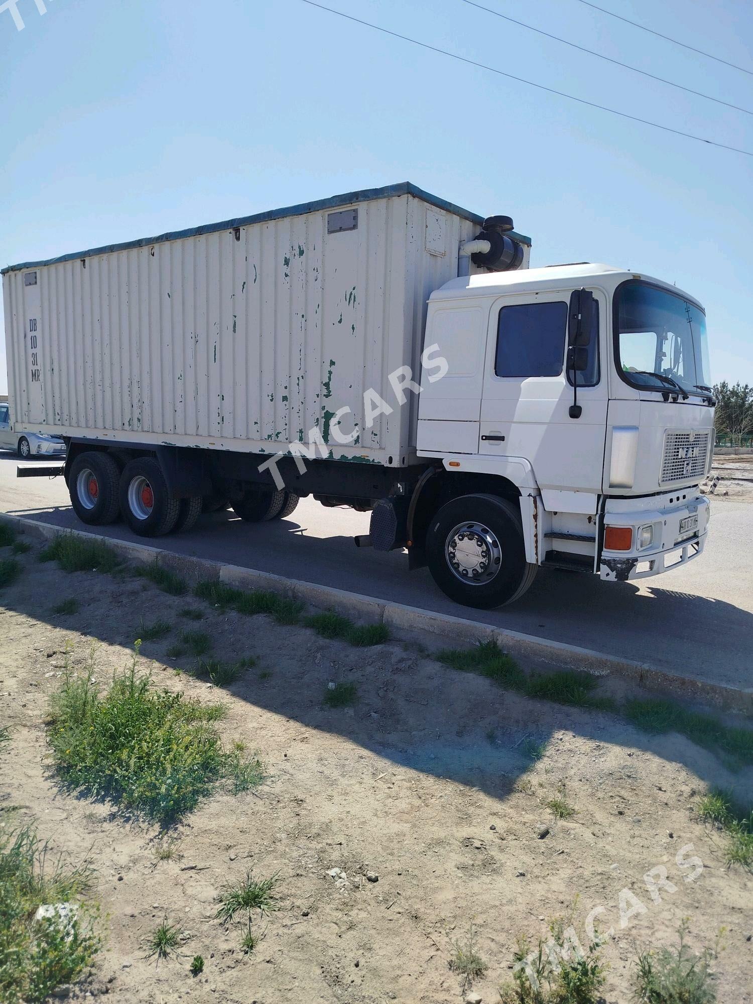 Man TGX 1991 - 500 000 TMT - Sakarçäge - img 3