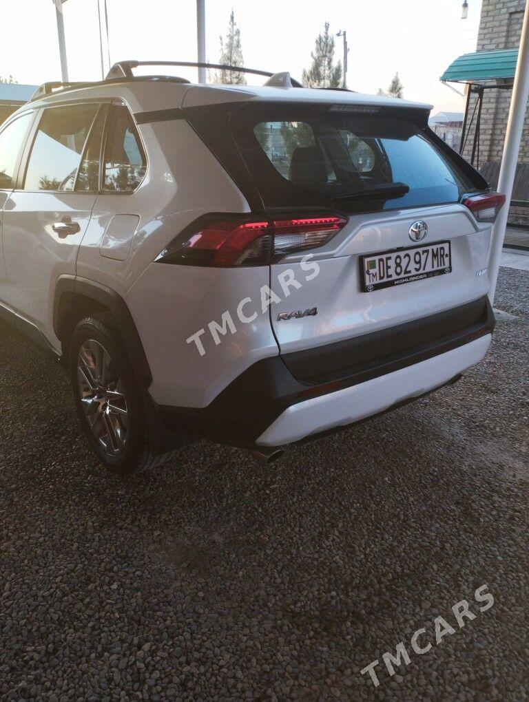 Toyota RAV4 2021 - 410 000 TMT - Sakarçäge - img 4