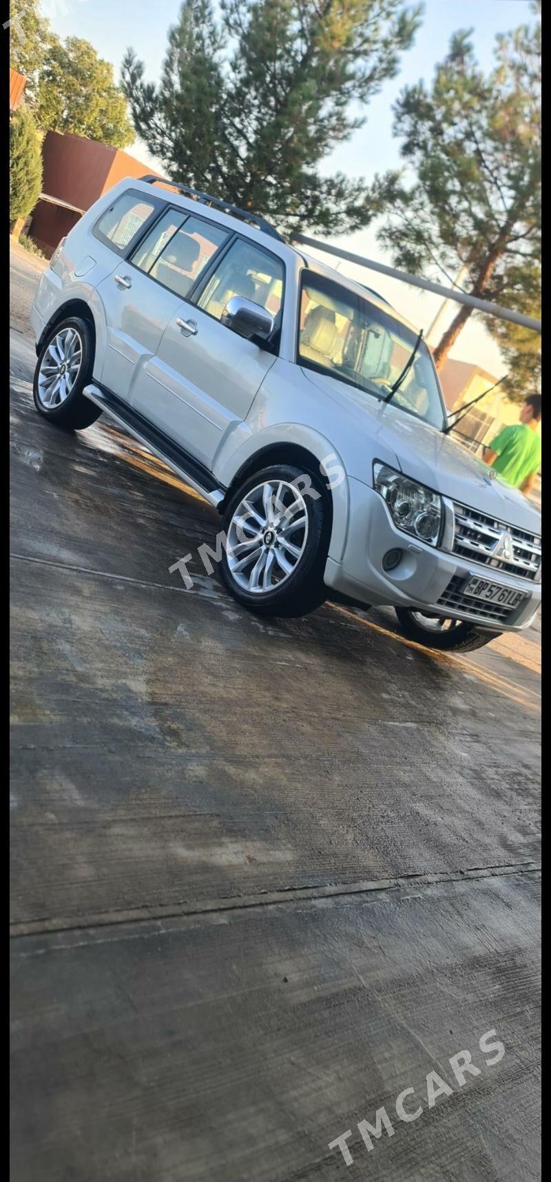 Mitsubishi Pajero 2013 - 260 000 TMT - Dostluk - img 6