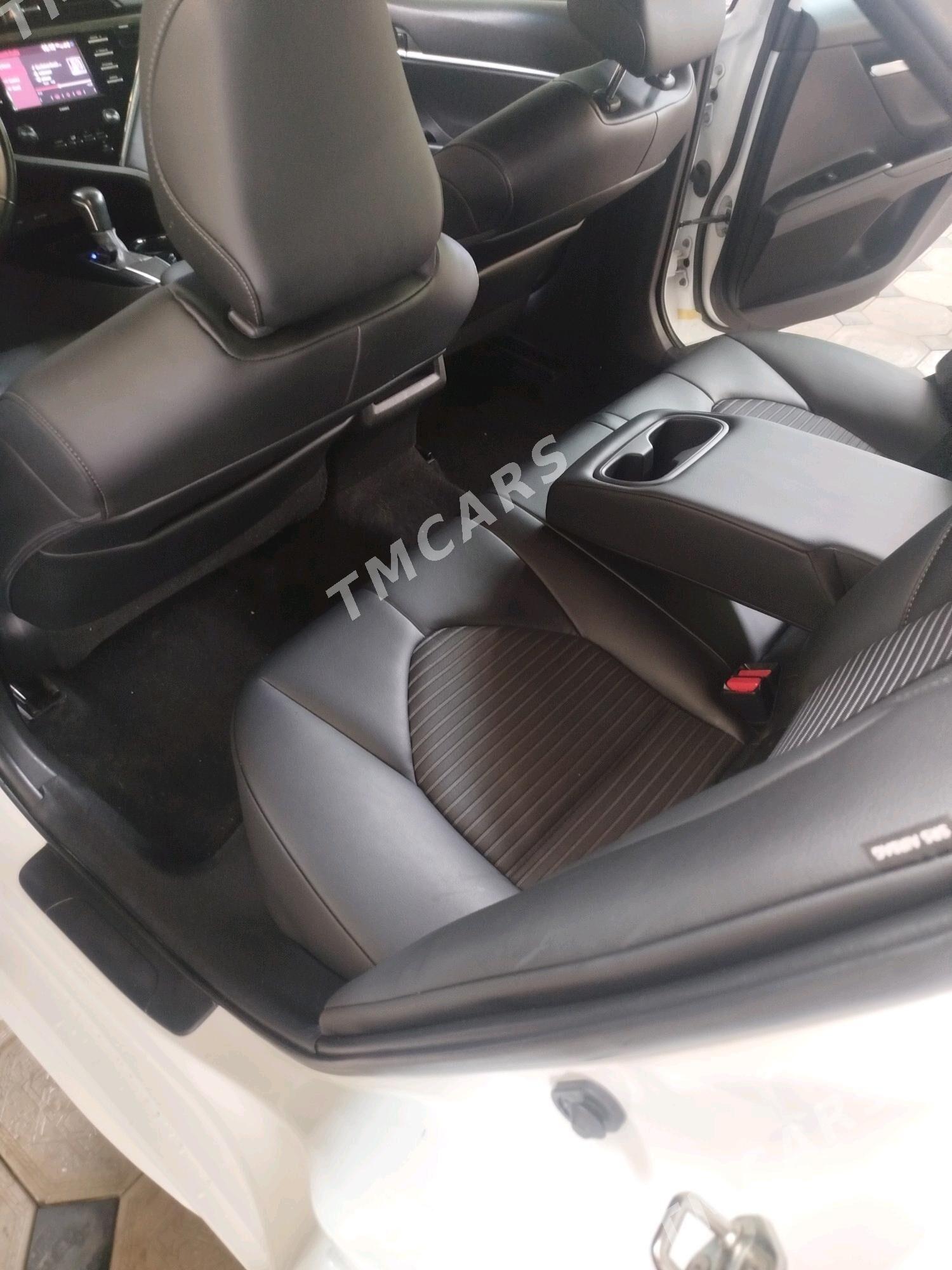 Toyota Camry 2020 - 325 000 TMT - Kerki - img 5