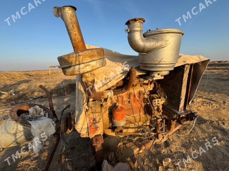 MTZ 80 2005 - 15 000 TMT - Halaç - img 2