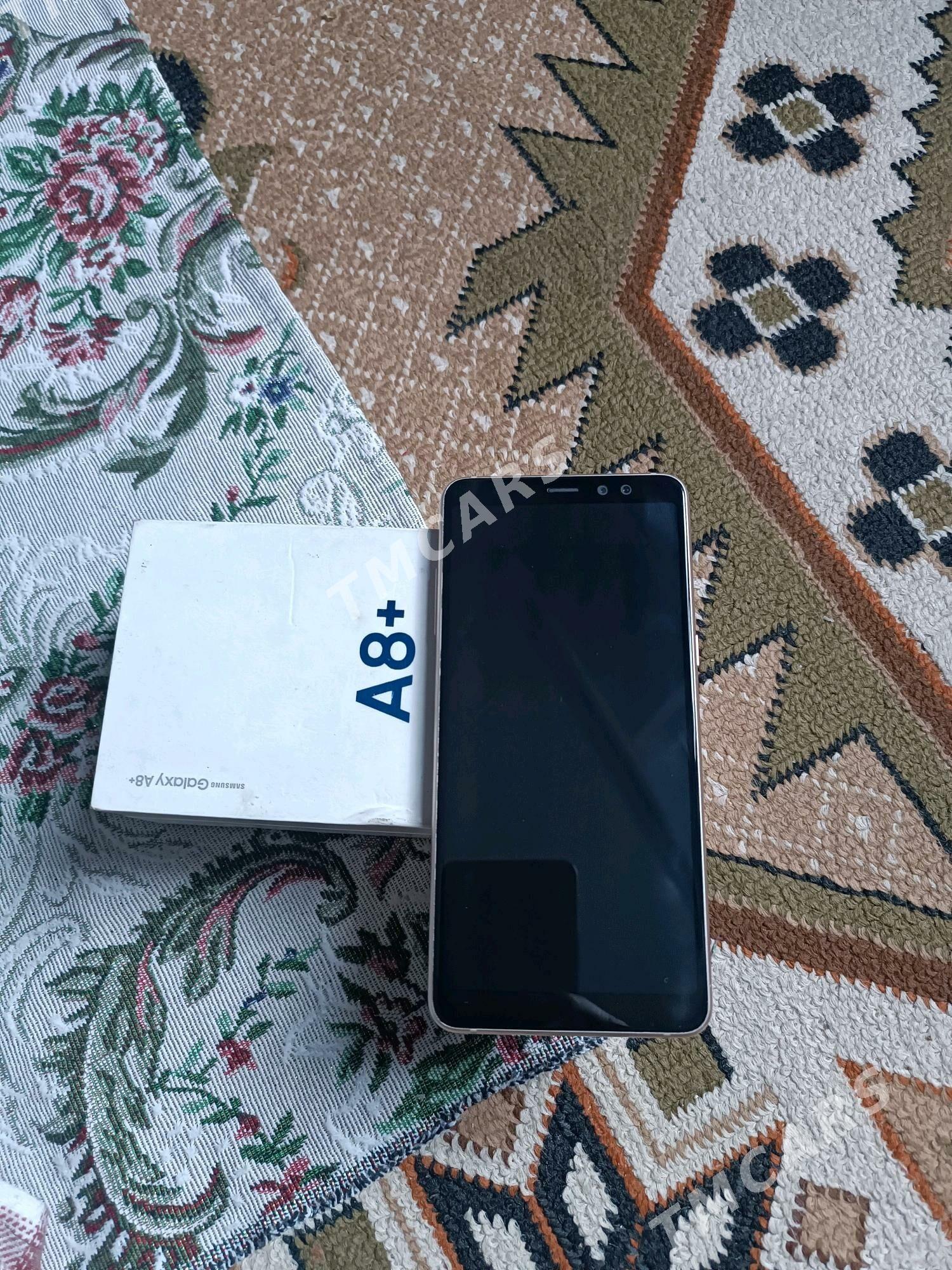 samsung A8+ - Мургап - img 4