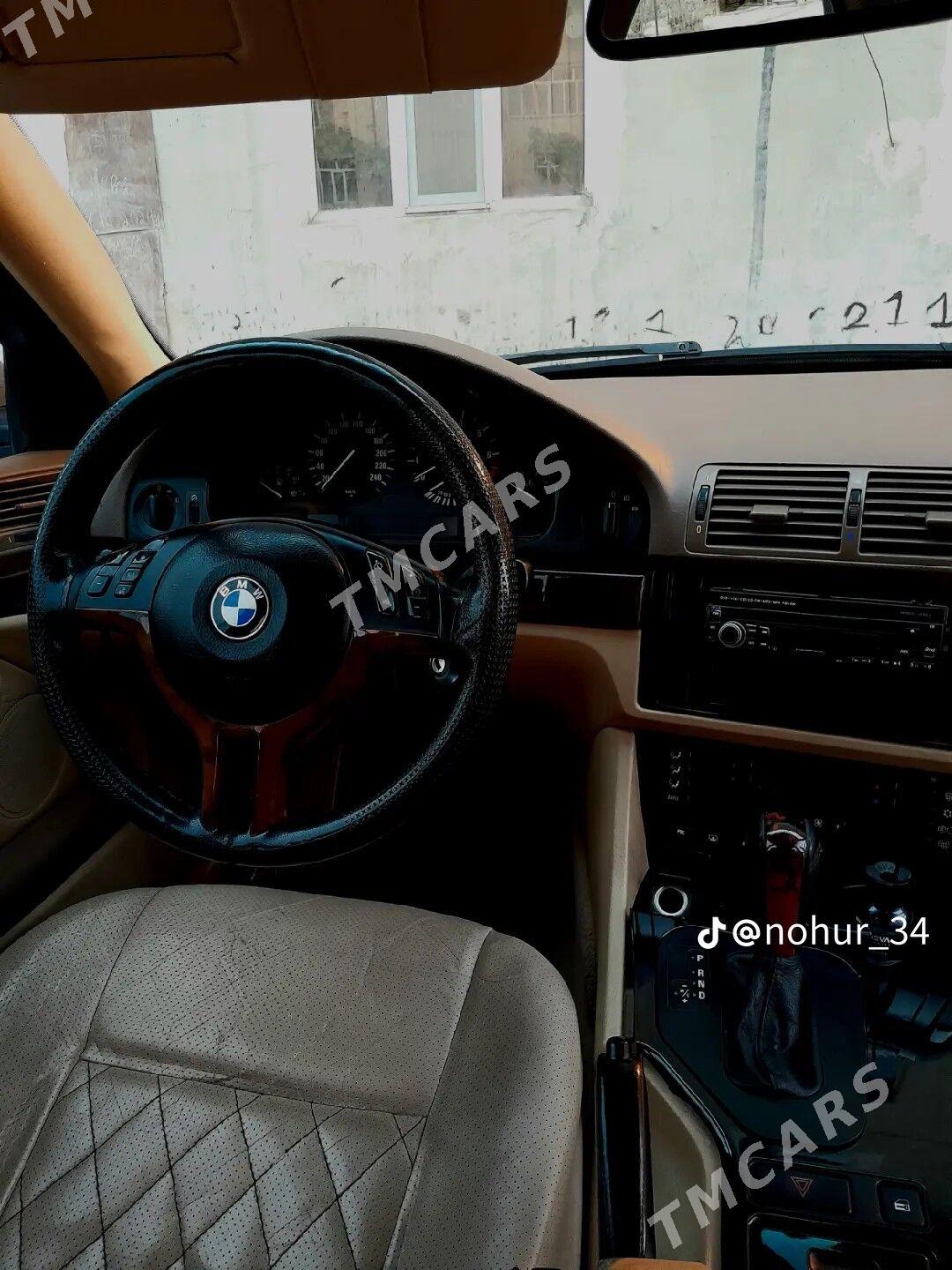 BMW E39 2002 - 115 000 TMT - Balkanabat - img 5