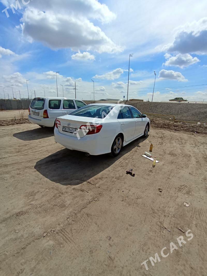 Toyota Camry 2012 - 210 000 TMT - Türkmenabat - img 3
