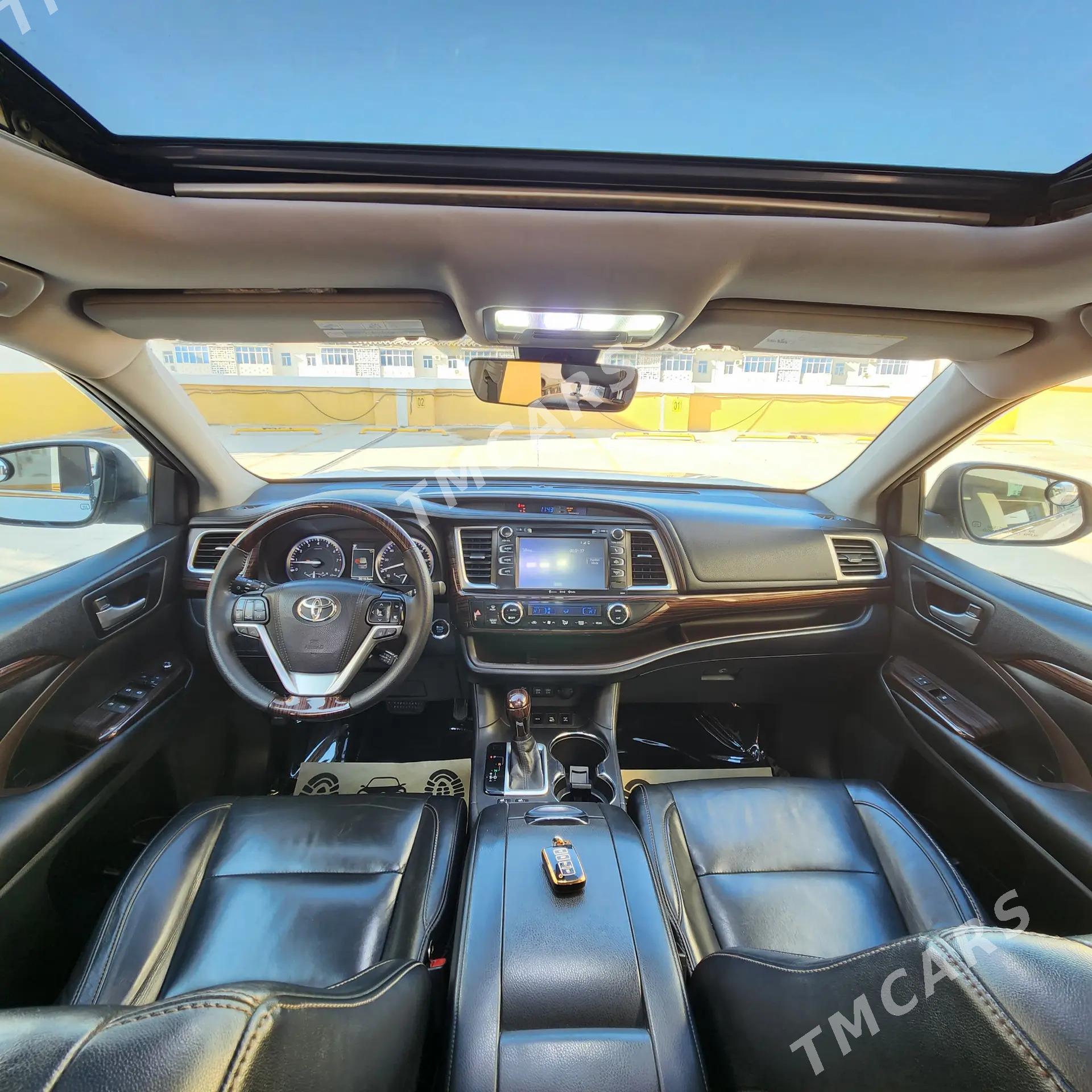 Toyota Highlander 2017 - 430 000 TMT - Aşgabat - img 4