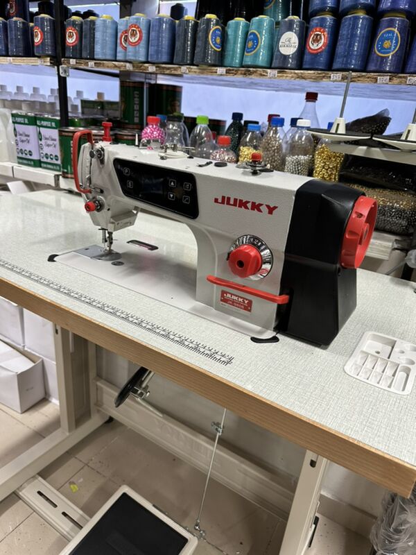 Jukky 9801 we 9806 - Garaşsyzlygyň 15 ýyllygy Söwda Merkezi - img 5