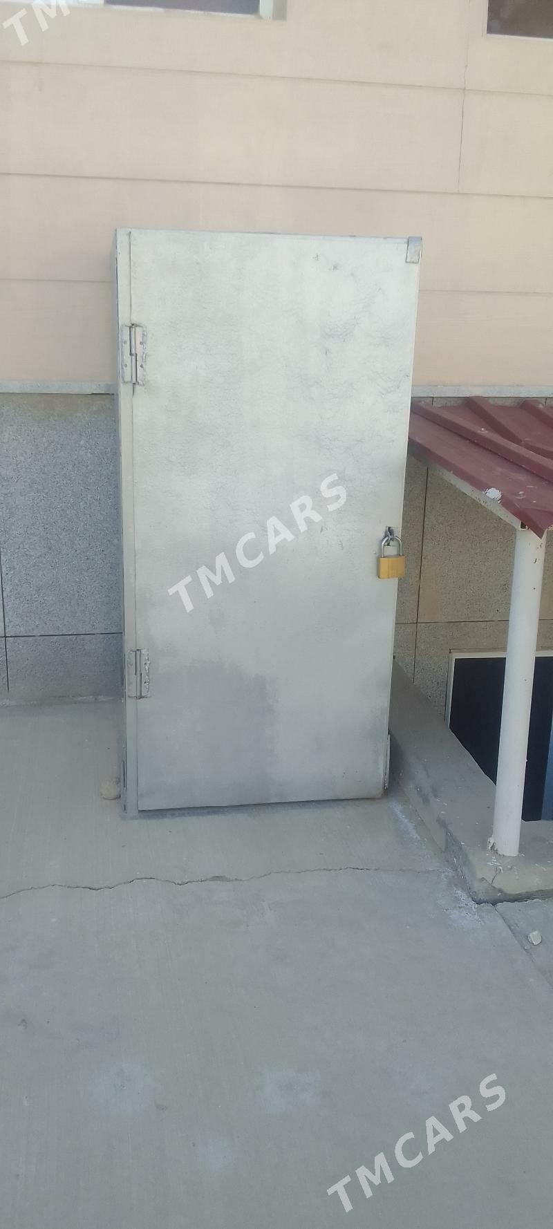 железный шкаф - Türkmenbaşy - img 2