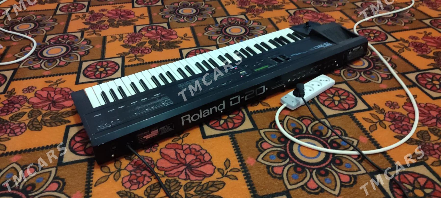 ROLAND D 20 - Ёлётен - img 6