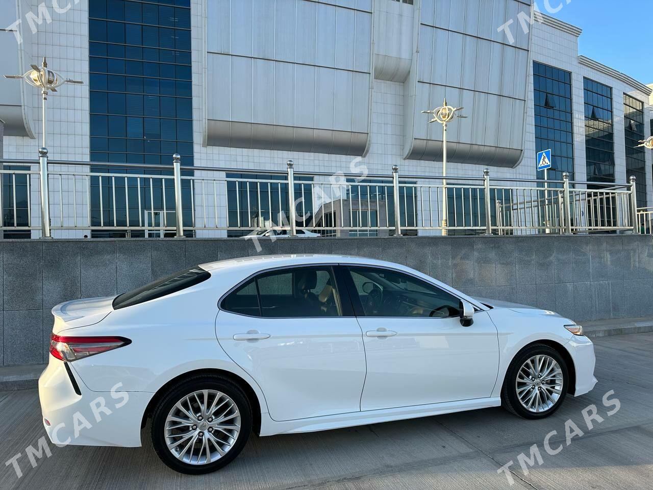 Toyota Camry 2018 - 310 000 TMT - Ашхабад - img 3