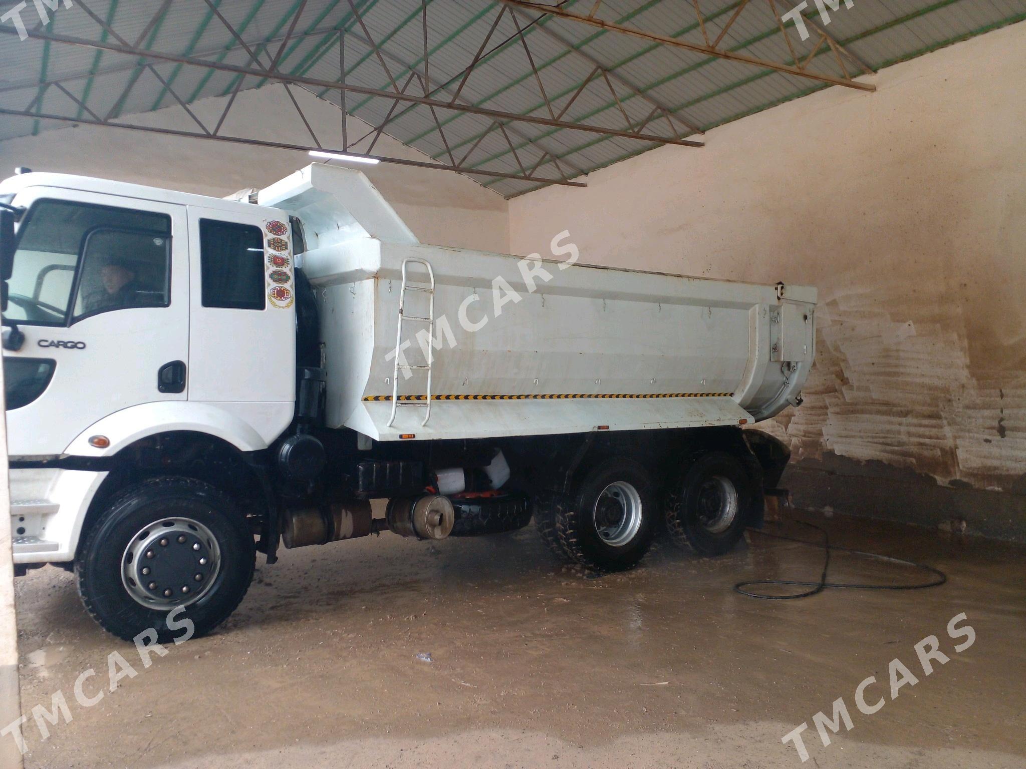 Ford Cargo 3535D 2009 - 500 000 TMT - Babadaýhan - img 2