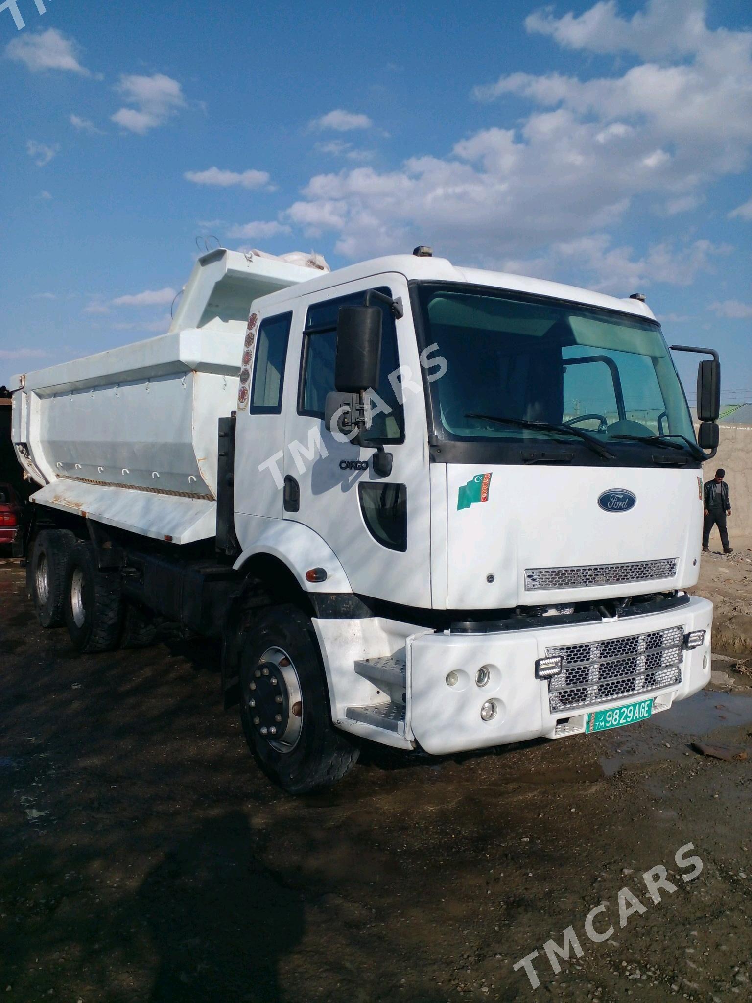 Ford Cargo 3535D 2009 - 500 000 TMT - Babadaýhan - img 9