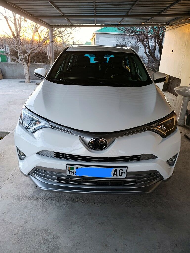 Toyota RAV4 2018 - 363 000 TMT - Aşgabat - img 2