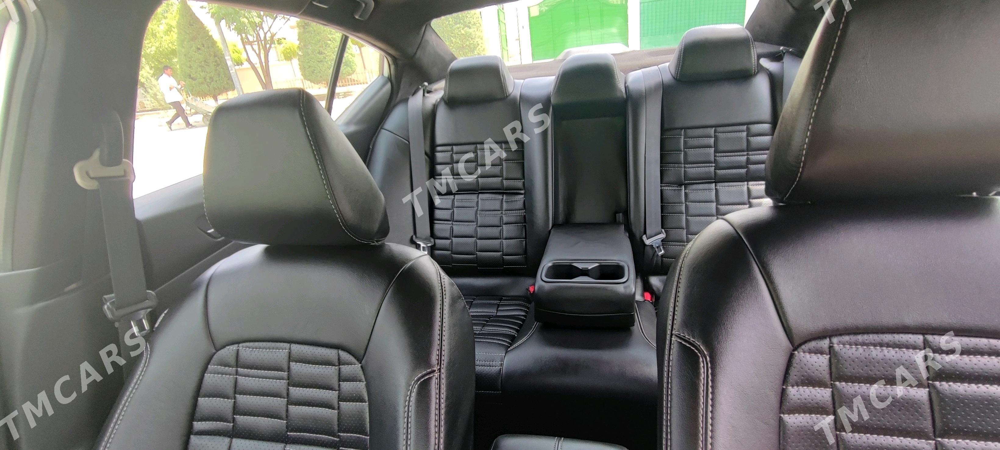 Nissan Altima 2019 - 210 000 TMT - Aşgabat - img 9