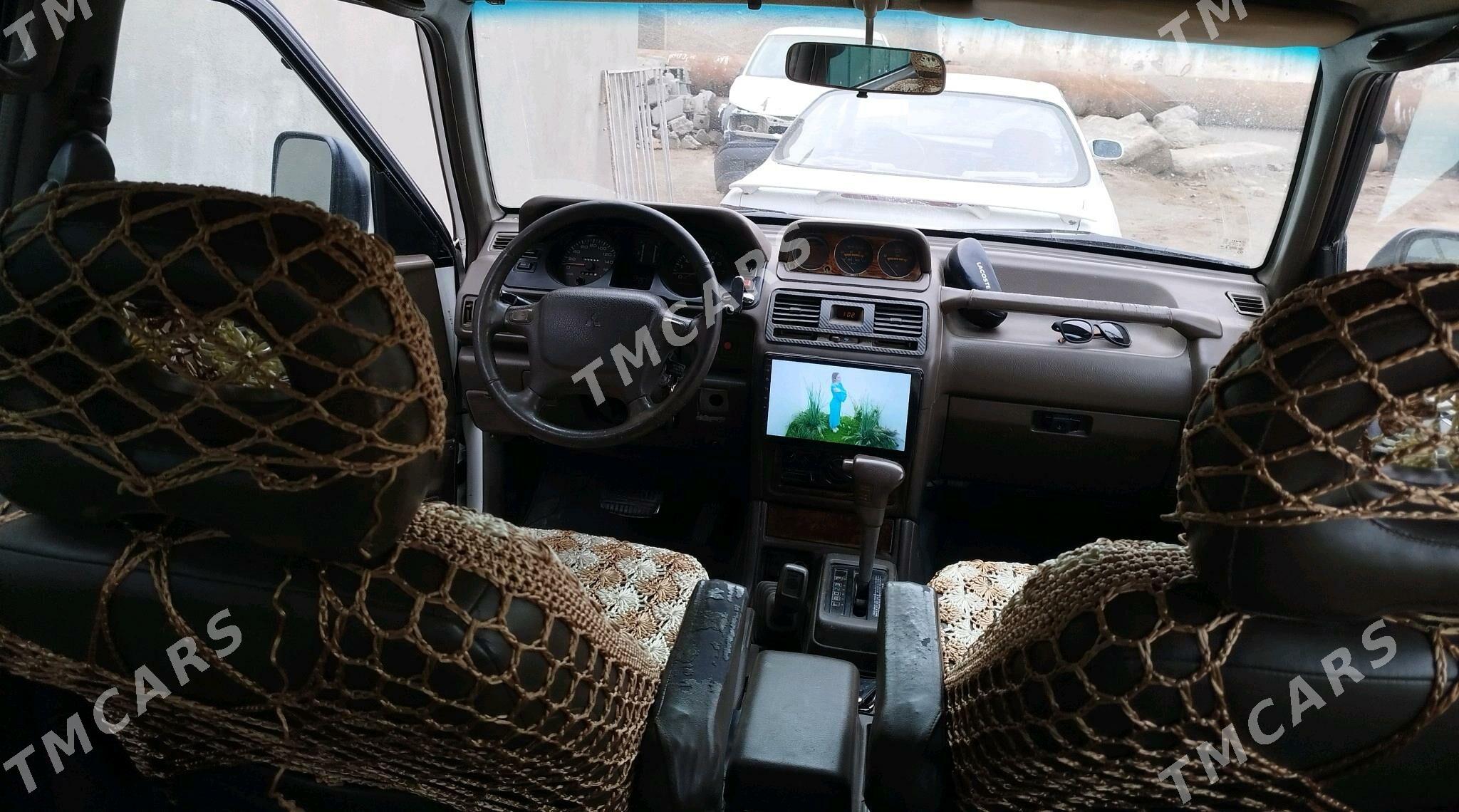 Mitsubishi Montero 1995 - 90 000 TMT - Дашогуз - img 7