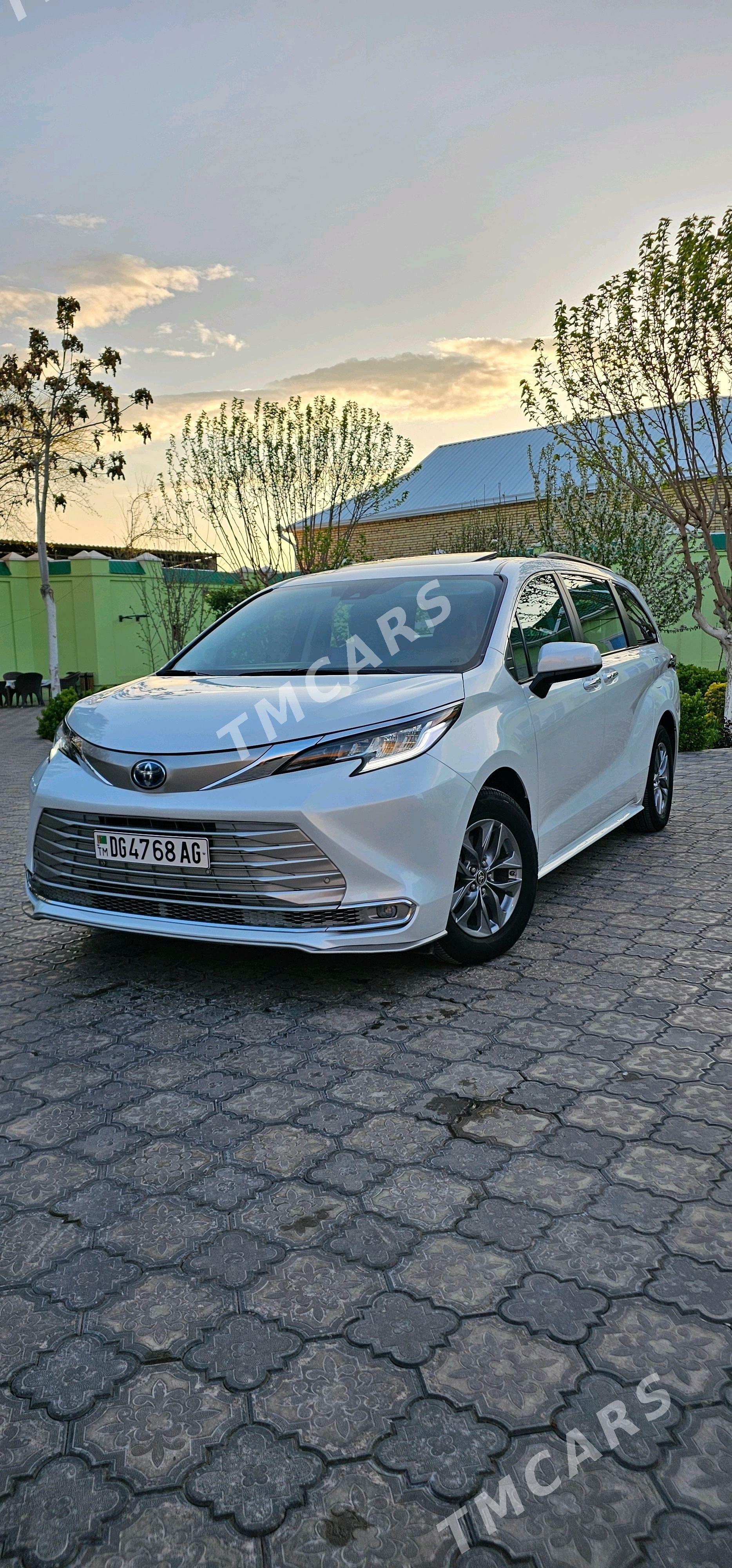 Toyota Sienna 2022 - 600 000 TMT - Mary - img 2