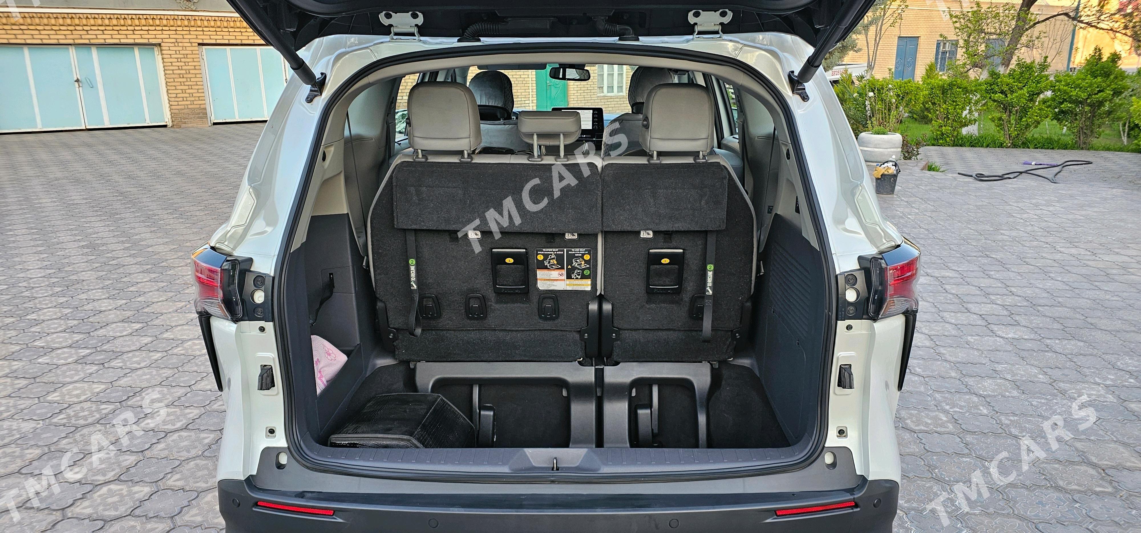 Toyota Sienna 2022 - 600 000 TMT - Mary - img 9