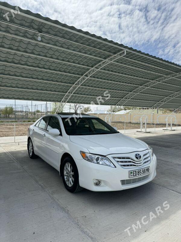 Toyota Camry 2011 - 250 000 TMT - Байрамали - img 2