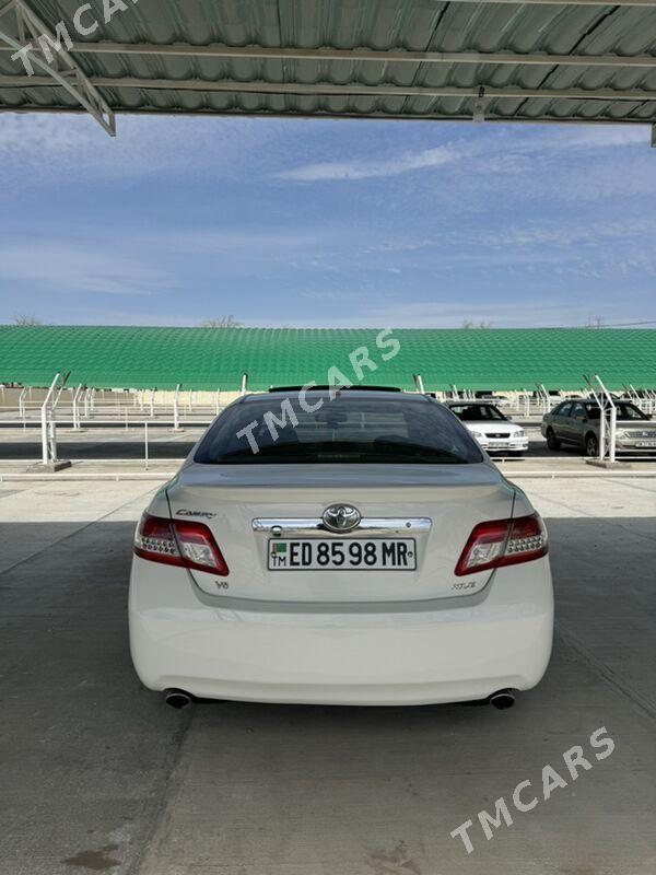 Toyota Camry 2011 - 250 000 TMT - Байрамали - img 5